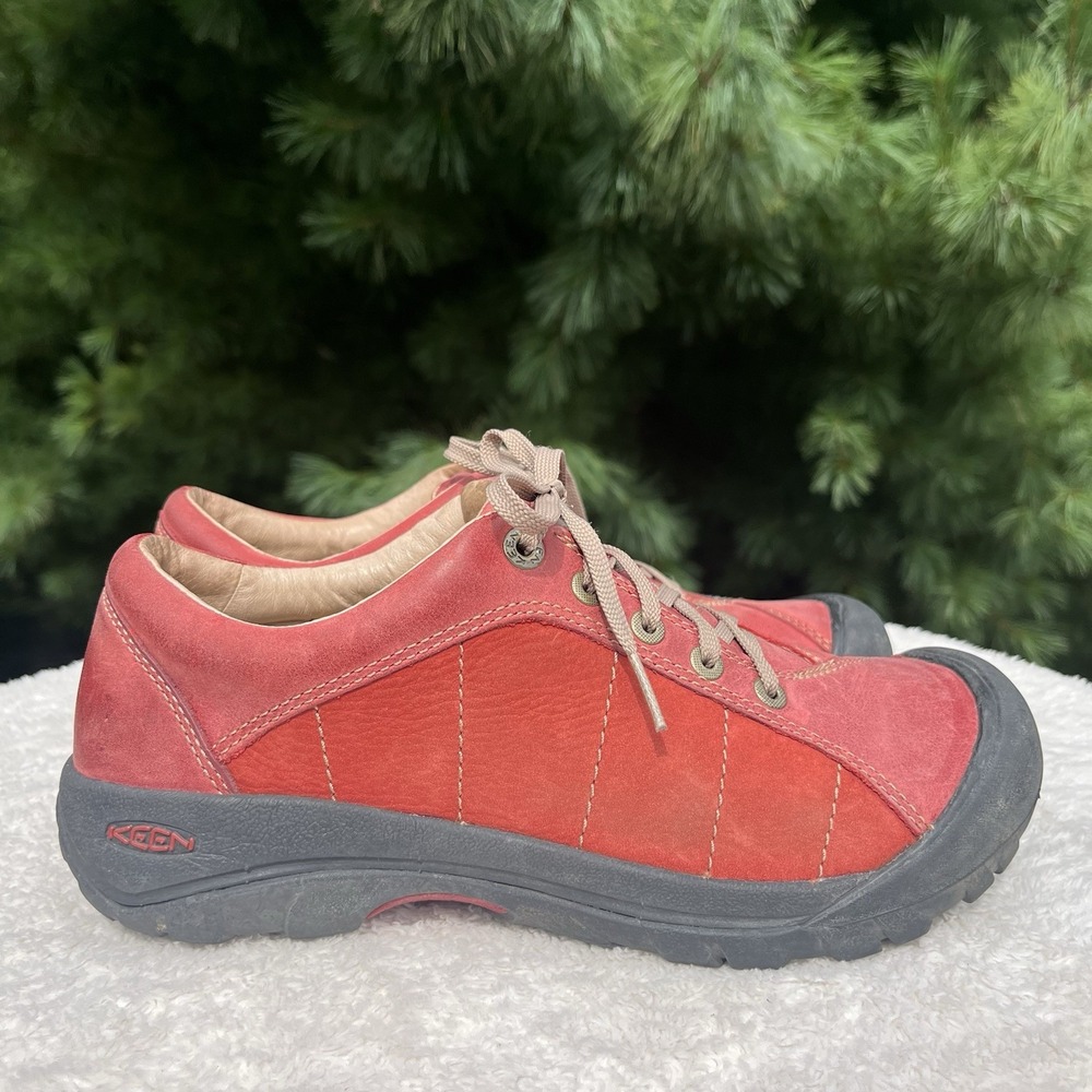 KEEN Presidio Walking Shoe Womens 9 Red Leather Lace Up Outdoor Sneaker Gorpcore